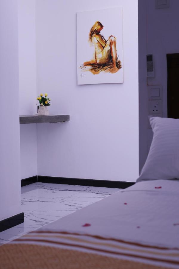 Triple Edge Villa Unawatuna Esterno foto