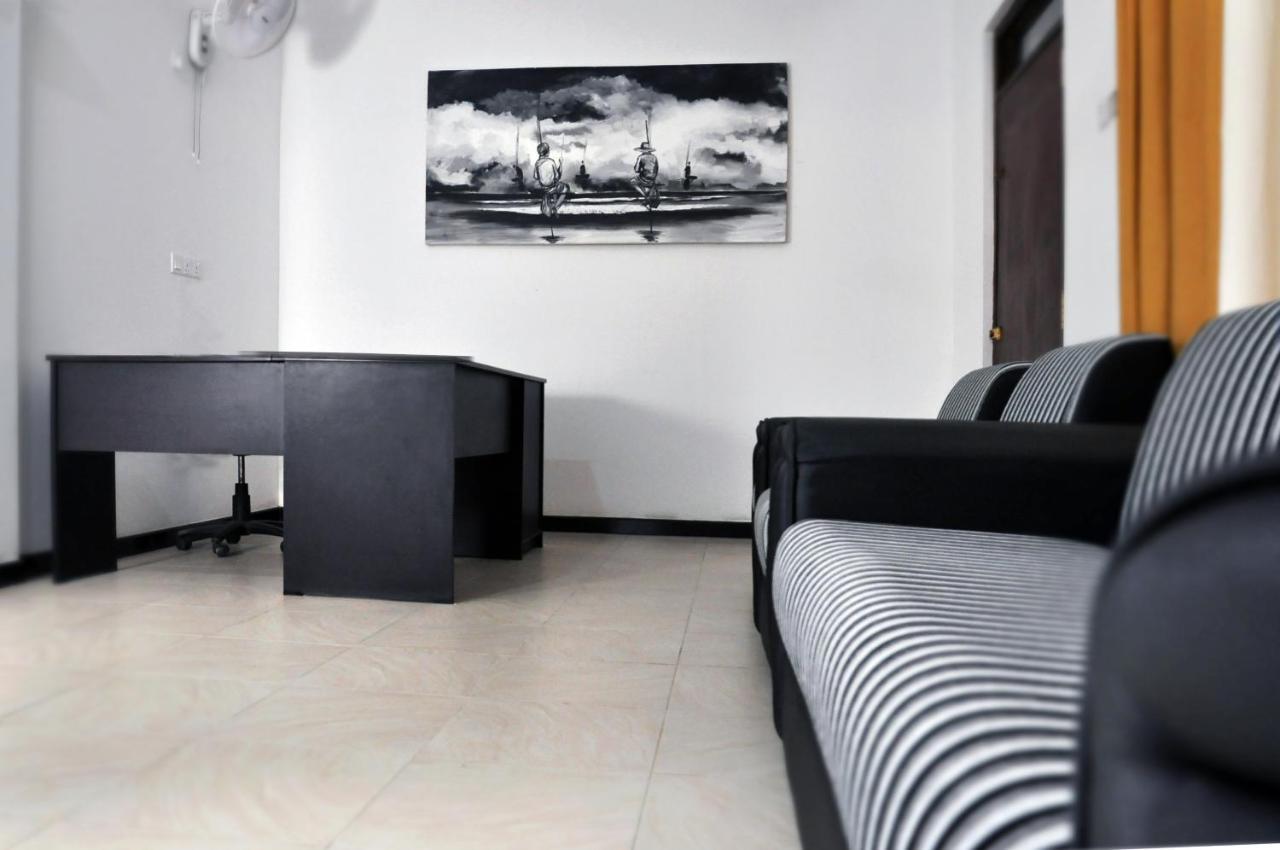 Triple Edge Villa Unawatuna Esterno foto