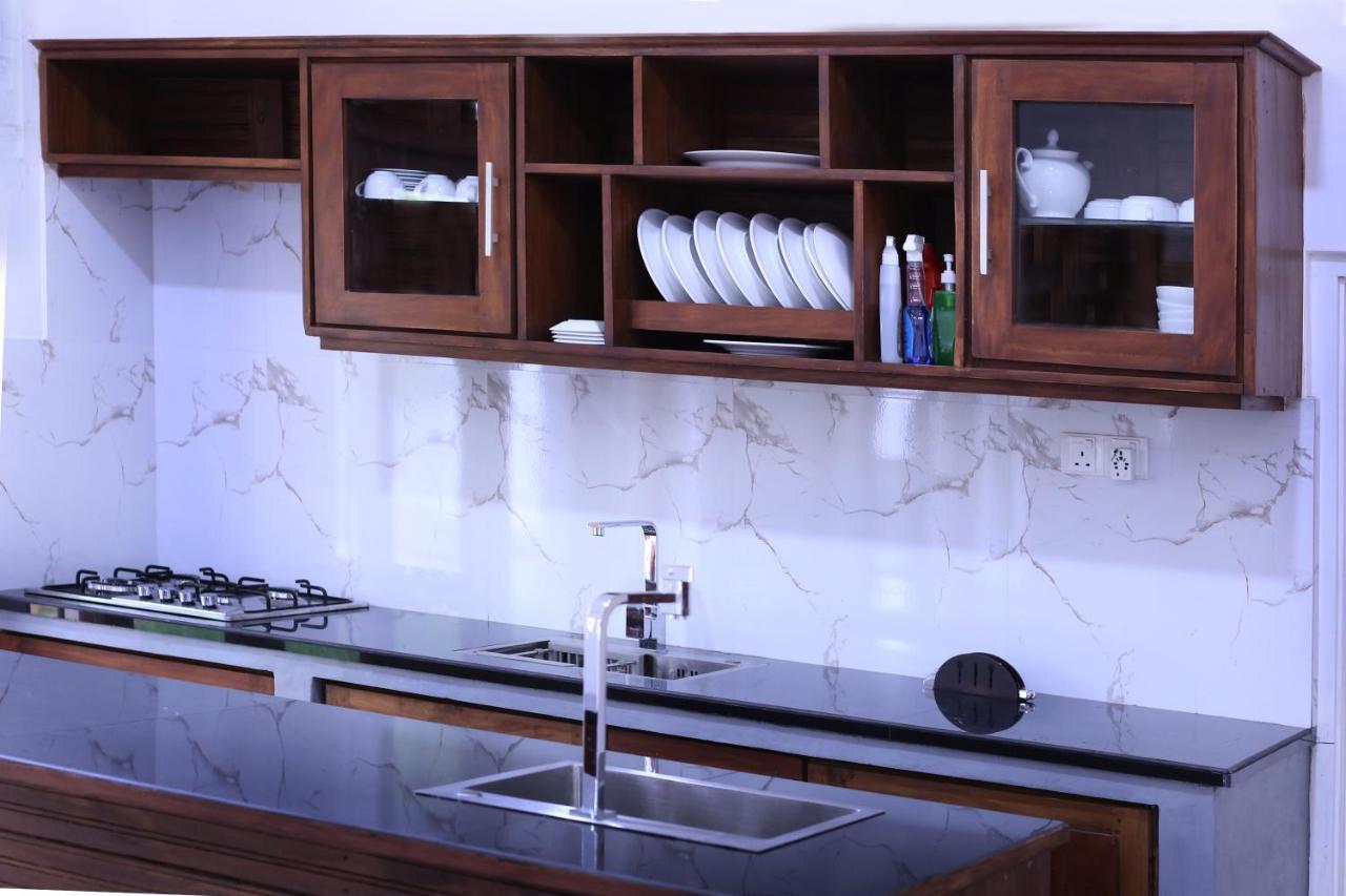 Triple Edge Villa Unawatuna Esterno foto
